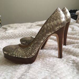 Calvin Klein Shine Scale Heels